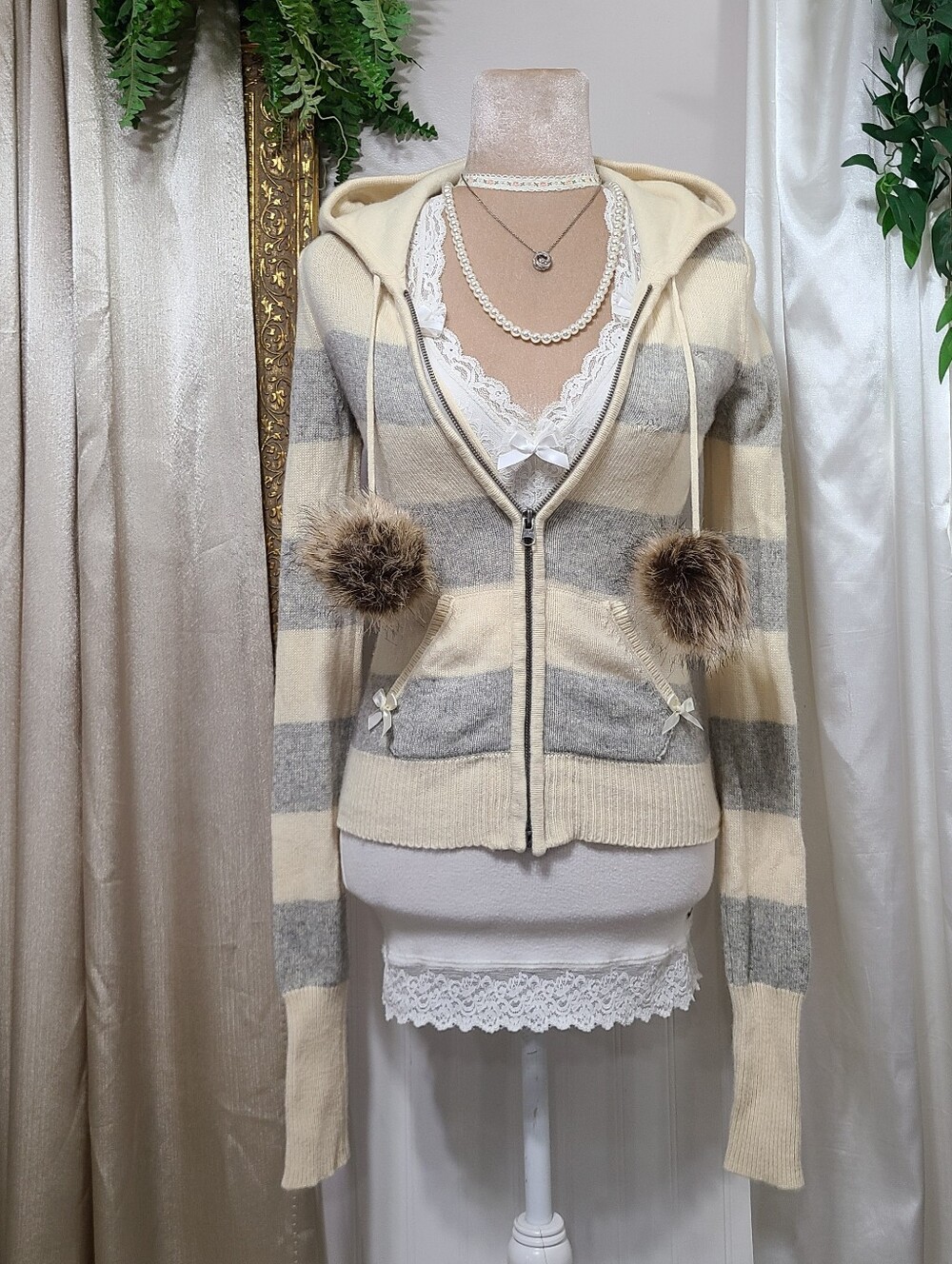 Vintage Abercrombie ♡ Y2K ♡ Striped Wool & Cashmere Hooded Babydoll Sweater